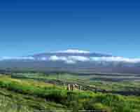 Link to photographs of Hawaiian landscapes on blueroom a/d/i